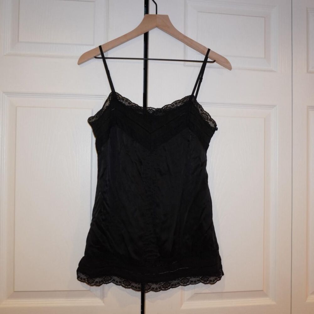 White-house-black-market Women's Black Vest